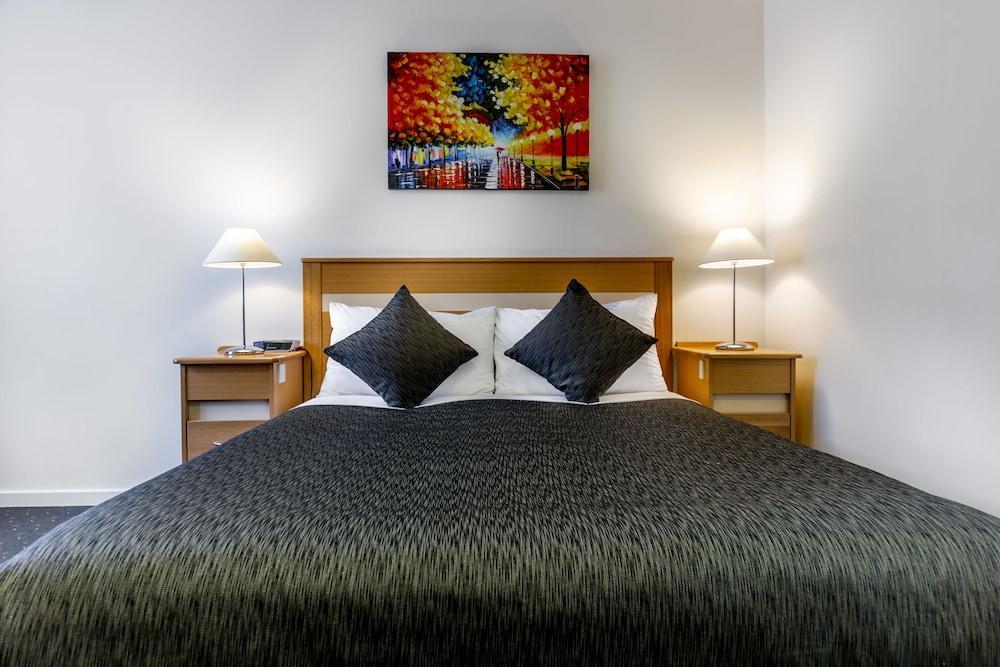 Melbourne'S Princes Park Hotel Extérieur photo