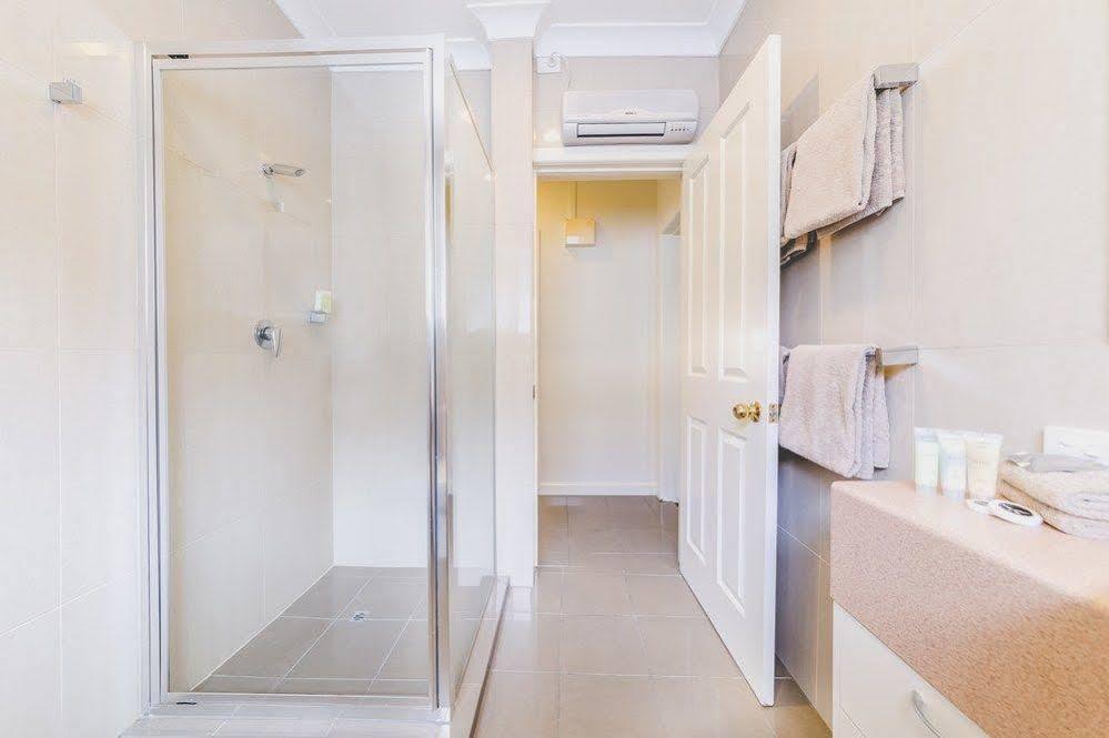 Melbourne'S Princes Park Hotel Extérieur photo