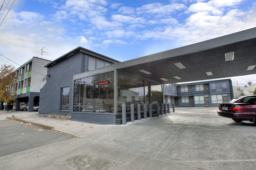Melbourne'S Princes Park Hotel Extérieur photo
