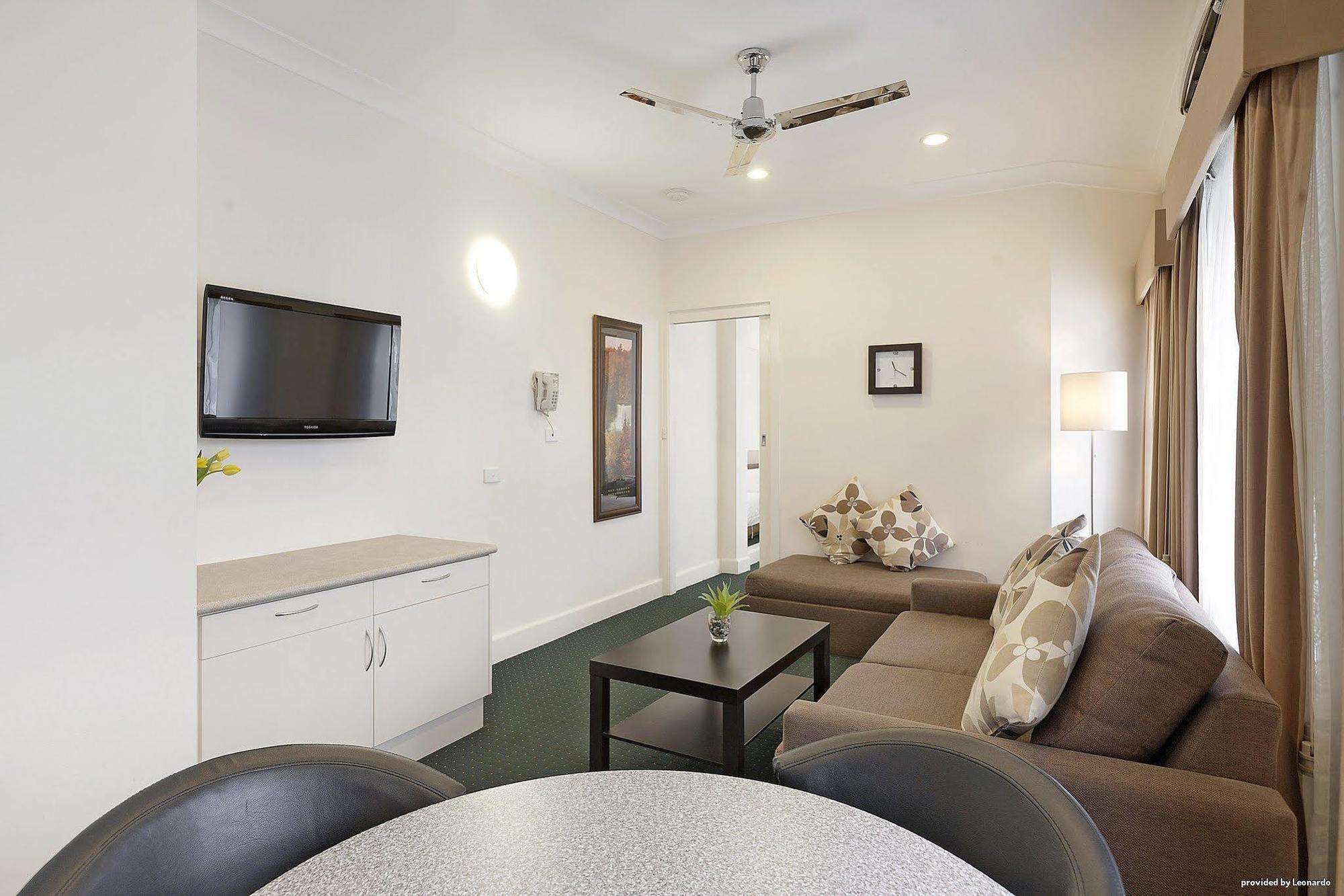 Melbourne'S Princes Park Hotel Chambre photo