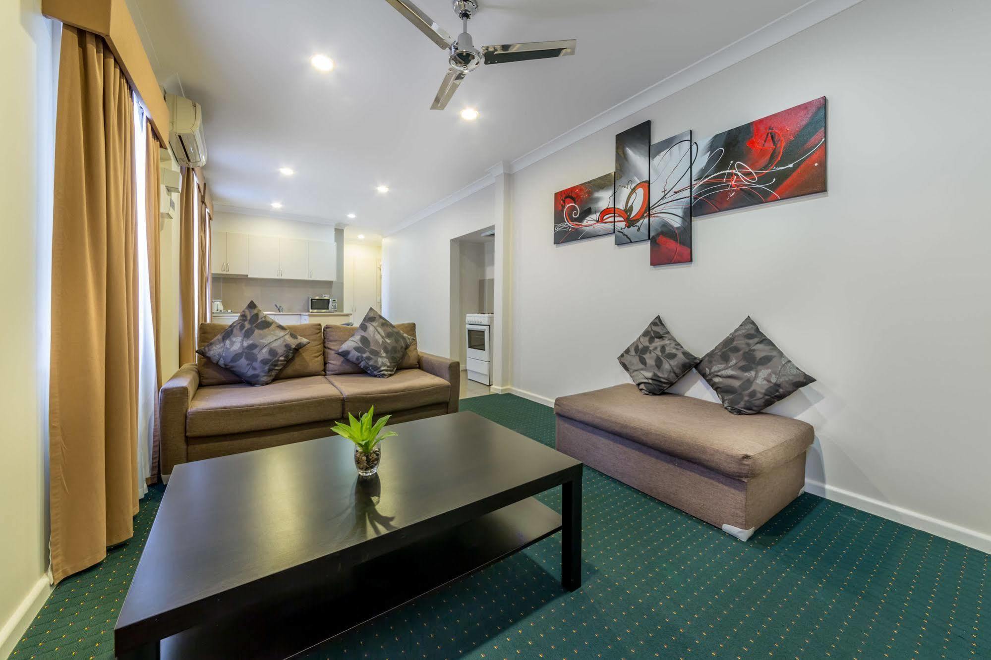 Melbourne'S Princes Park Hotel Extérieur photo