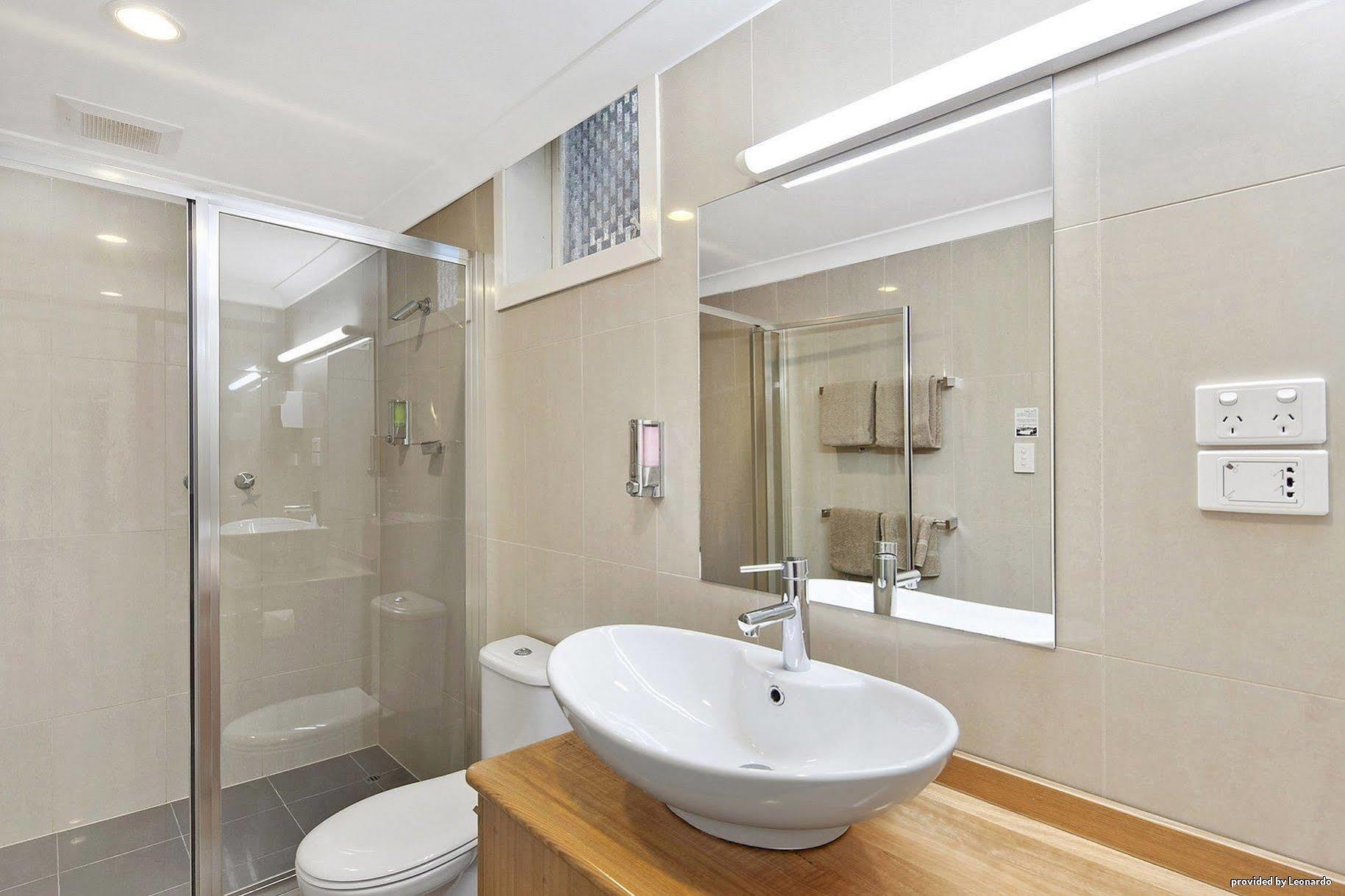 Melbourne'S Princes Park Hotel Extérieur photo