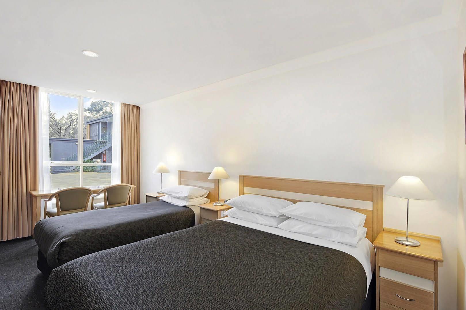 Melbourne'S Princes Park Hotel Chambre photo