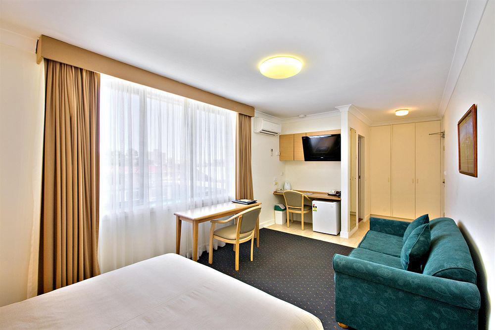 Melbourne'S Princes Park Hotel Extérieur photo
